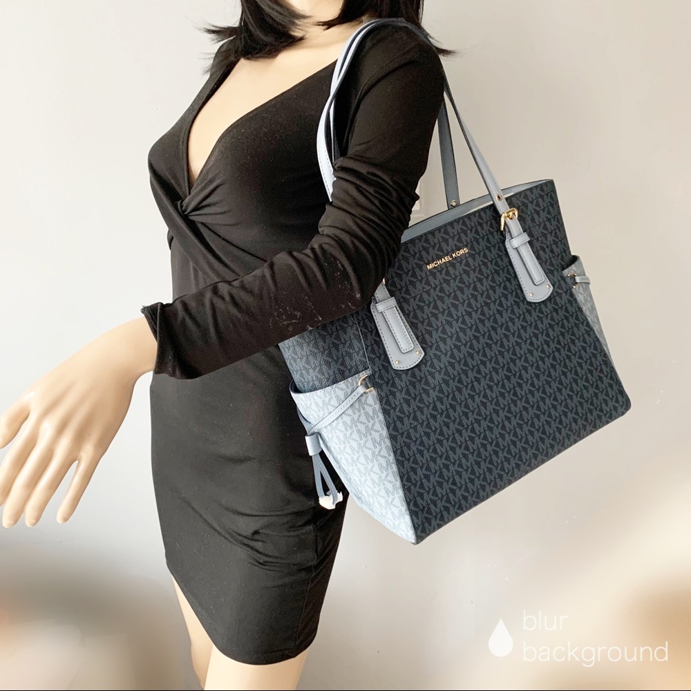 New Michael Kors Voyager Tote - Picture 6 of 6